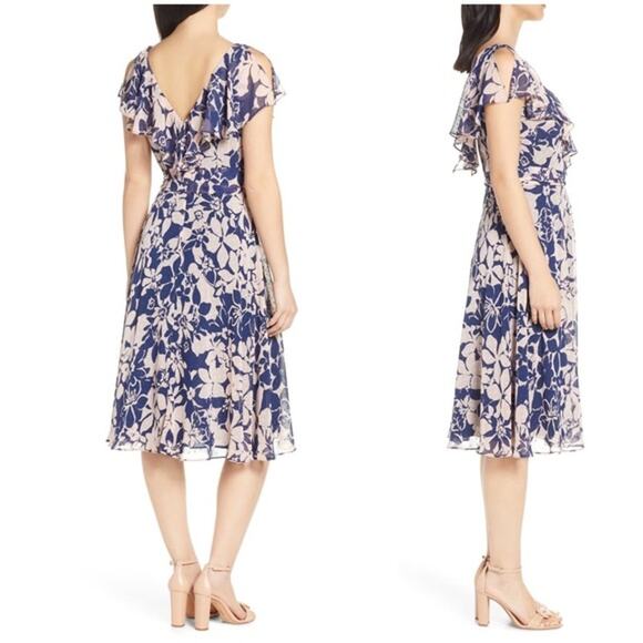 Eliza J Floral Print V-Neck Clip Ruffle Sleeve Dot Dress Size 8 - Picture 3 of 9